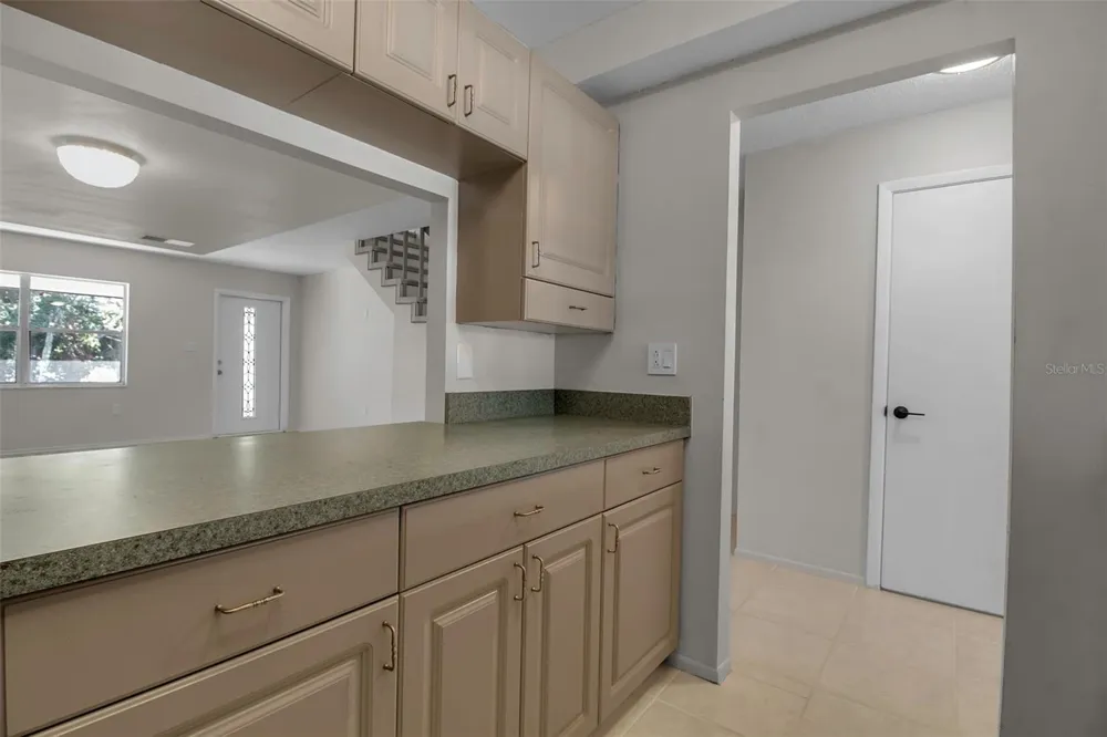 3212 RAMBLEWOOD DRIVE #3212 Sarasota, FL 34237