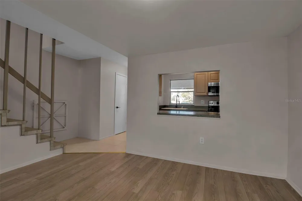 3212 RAMBLEWOOD DRIVE #3212 Sarasota, FL 34237