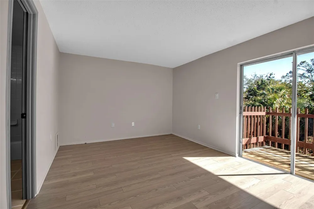 3212 RAMBLEWOOD DRIVE #3212 Sarasota, FL 34237