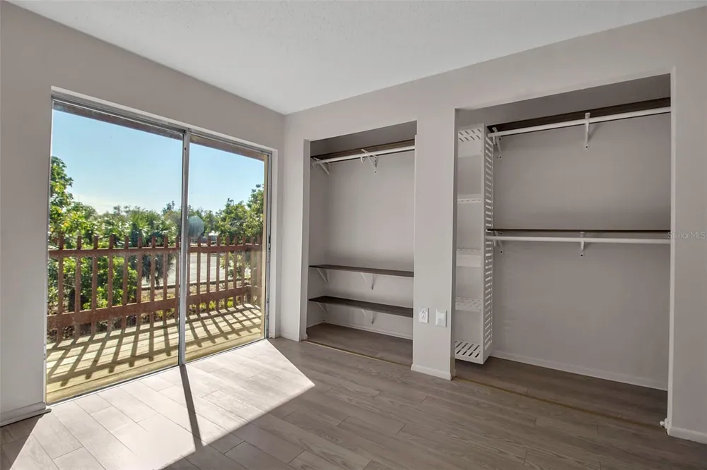 3212 RAMBLEWOOD DRIVE #3212 Sarasota, FL 34237
