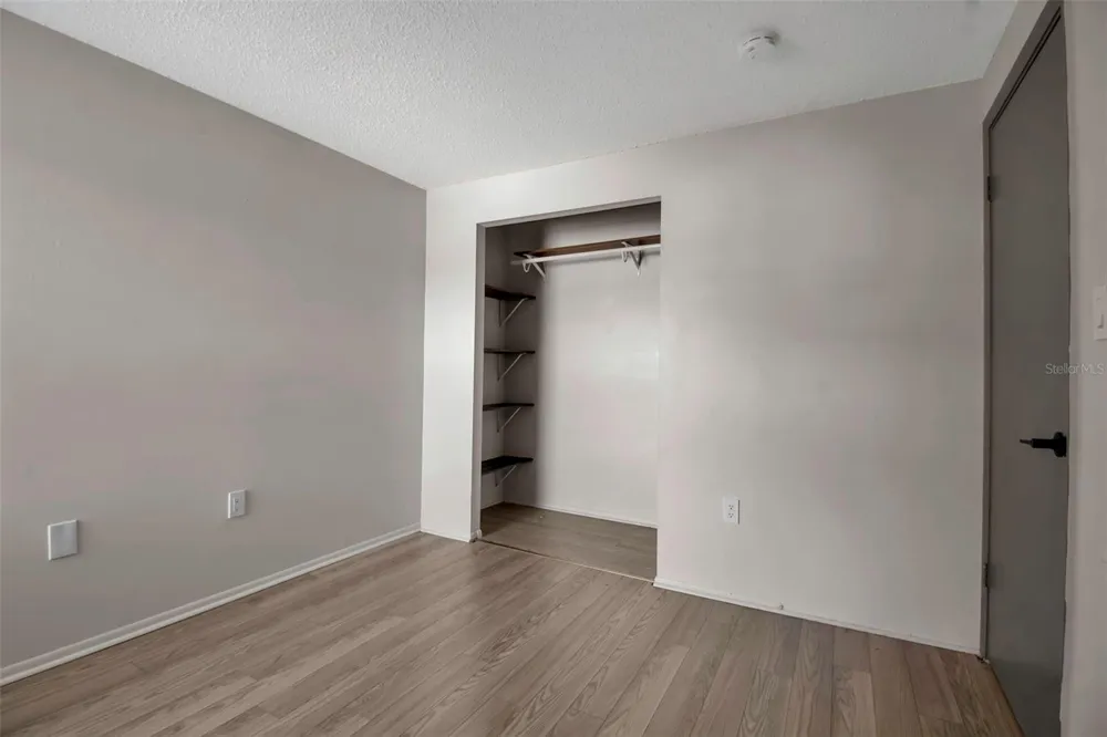 3212 RAMBLEWOOD DRIVE #3212 Sarasota, FL 34237