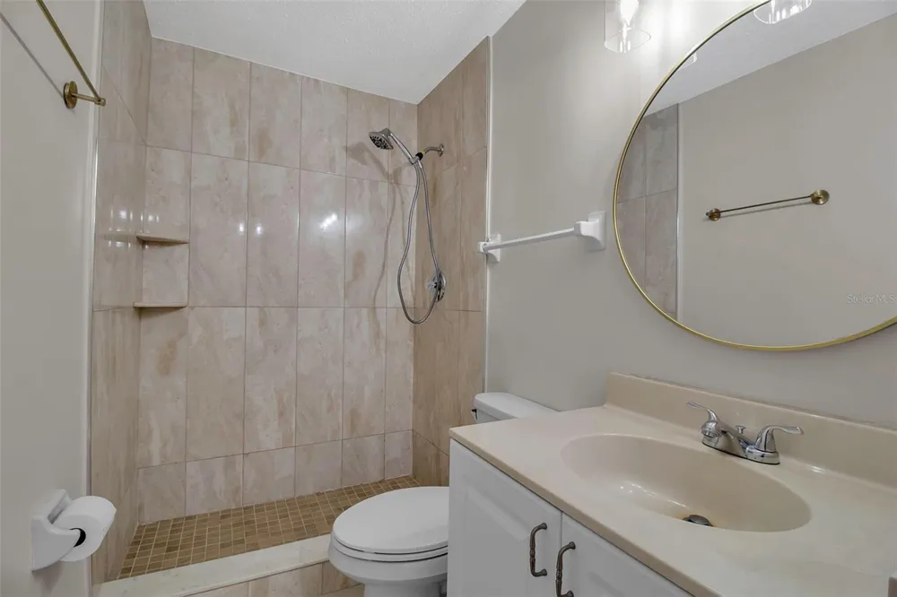 3212 RAMBLEWOOD DRIVE #3212 Sarasota, FL 34237