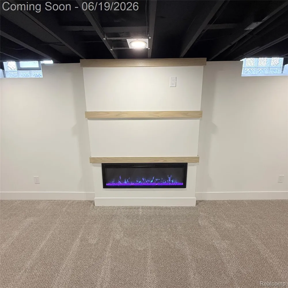7275 Old Coach Trail Washington Township, MI 48094