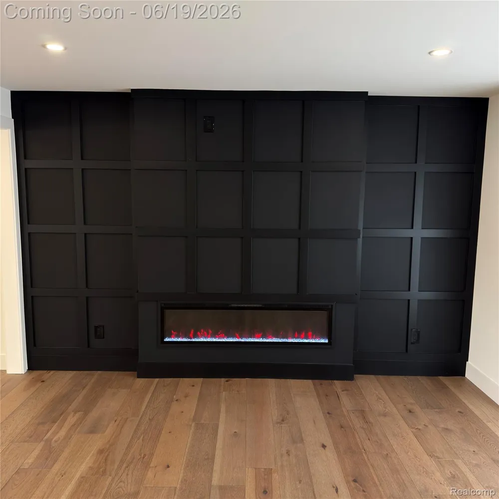 7275 Old Coach Trail Washington Township, MI 48094