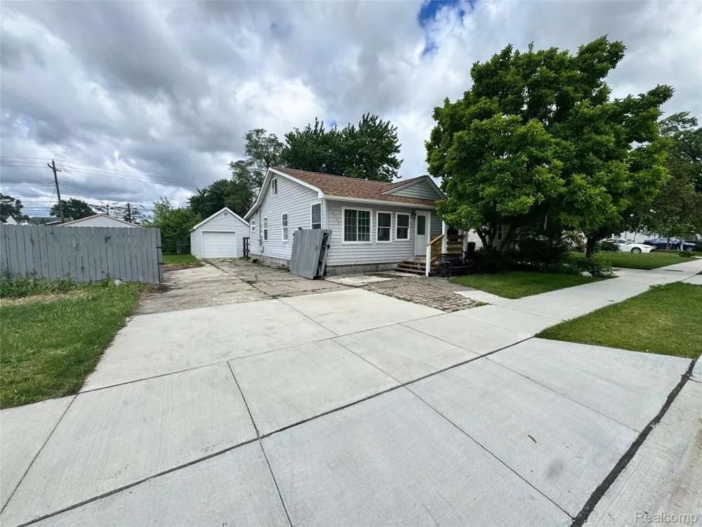 30769 Brush Street Madison Heights City, MI 48071