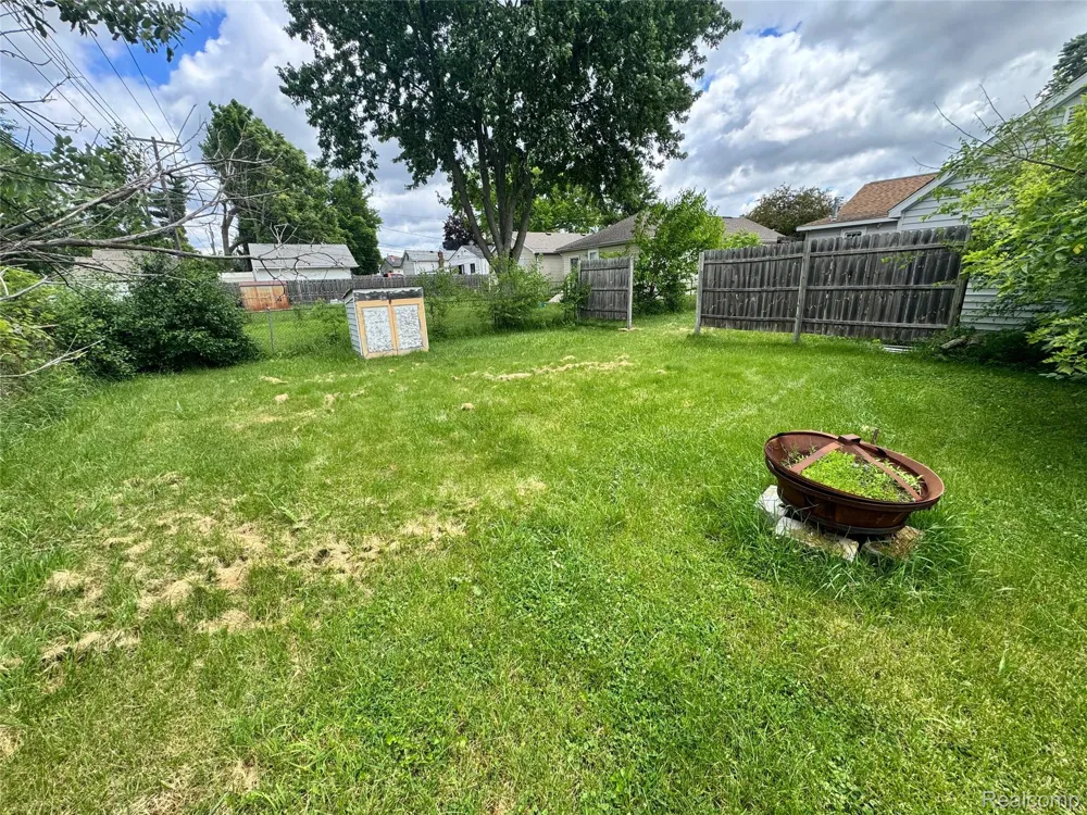 30769 Brush Street Madison Heights City, MI 48071