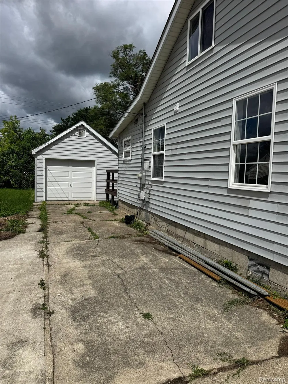 30769 Brush Street Madison Heights City, MI 48071