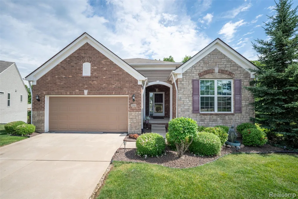 292 Bryce Court Oceola Township, MI 48843