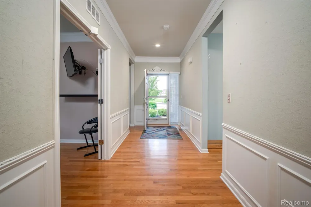 292 Bryce Court Oceola Township, MI 48843