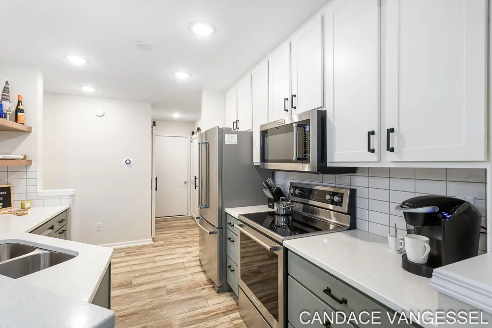 699 Sun Chase Drive Park Township, MI 49424