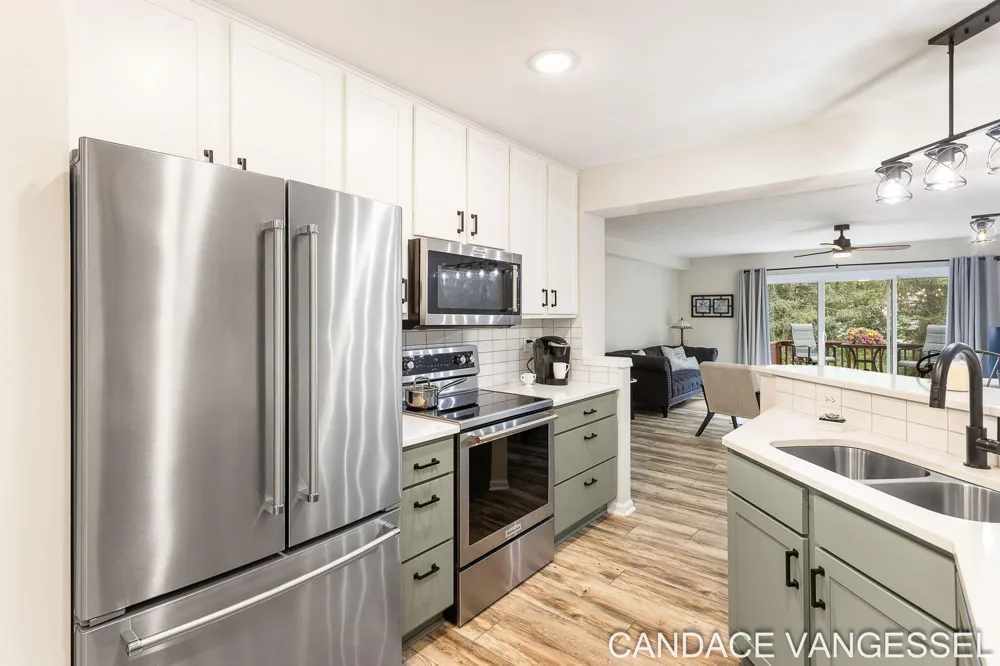 699 Sun Chase Drive Park Township, MI 49424