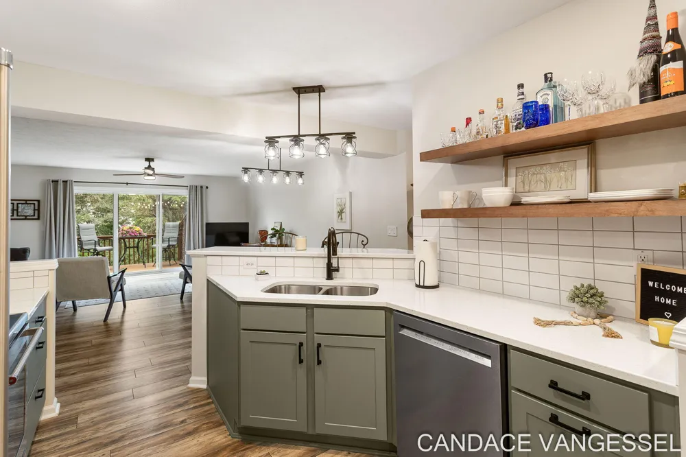 699 Sun Chase Drive Park Township, MI 49424