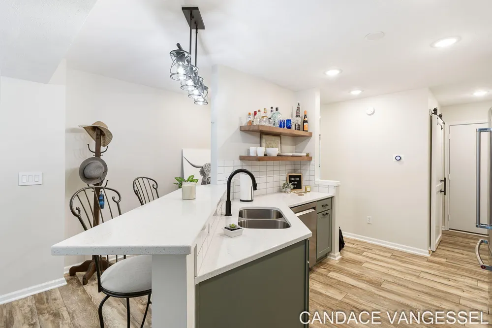 699 Sun Chase Drive Park Township, MI 49424
