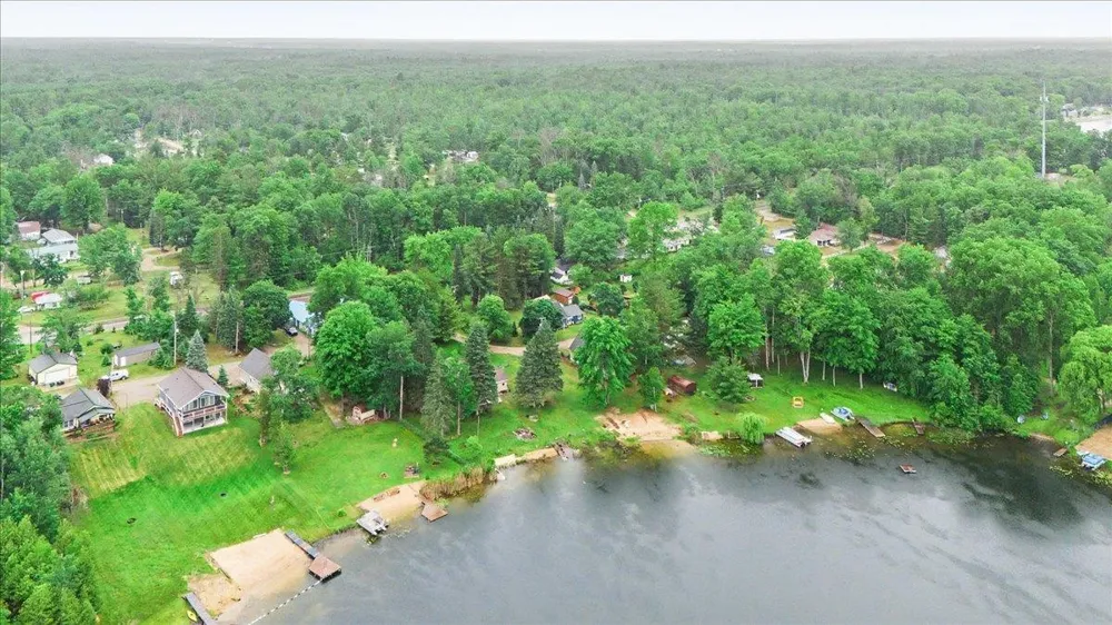 2532 E 1st Street Mills Township, MI 48756