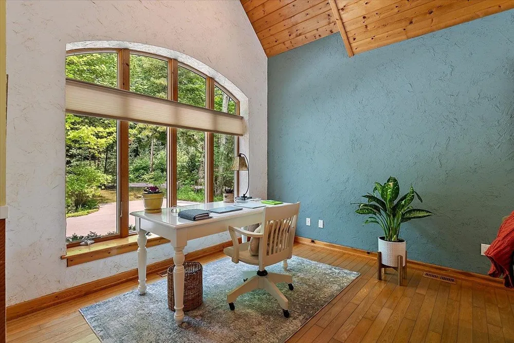 407 Twin Pines Drive Leland Township, MI 49653