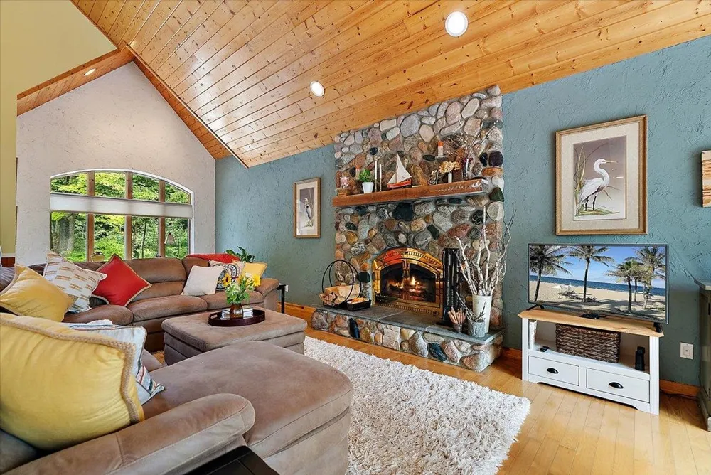 407 Twin Pines Drive Leland Township, MI 49653