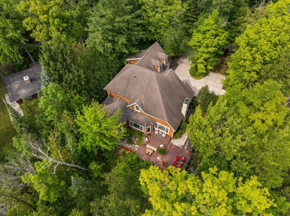 407 Twin Pines Drive Leland Township, MI 49653