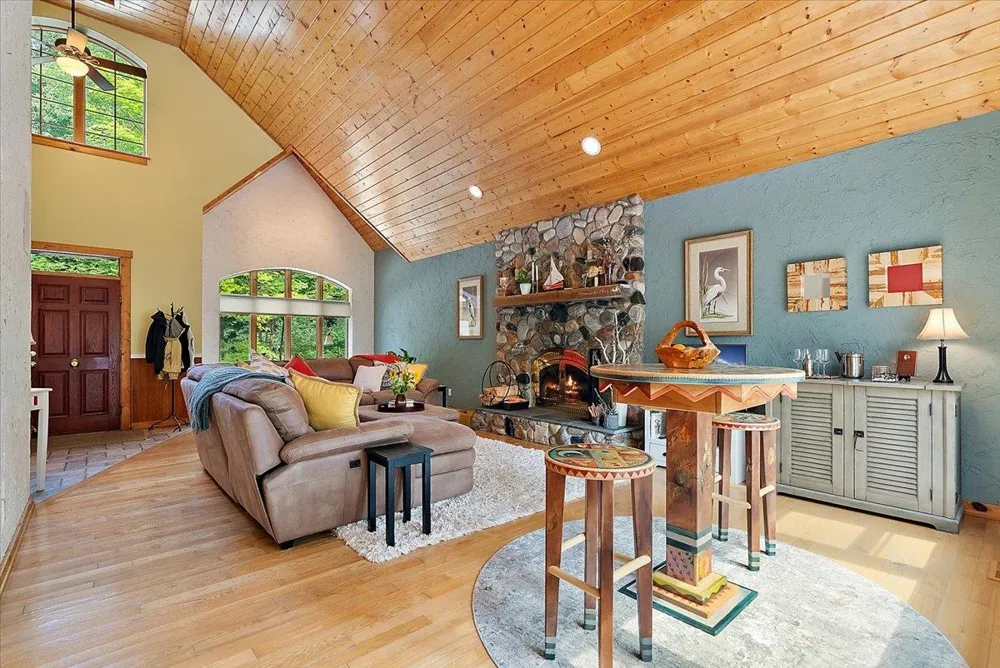 407 Twin Pines Drive Leland Township, MI 49653