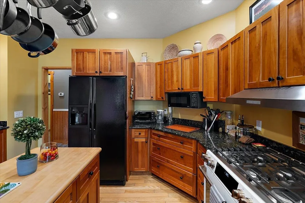 407 Twin Pines Drive Leland Township, MI 49653
