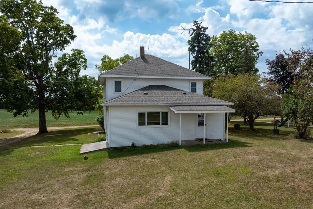402 W Chapman Road Fremont Township, MI 48858