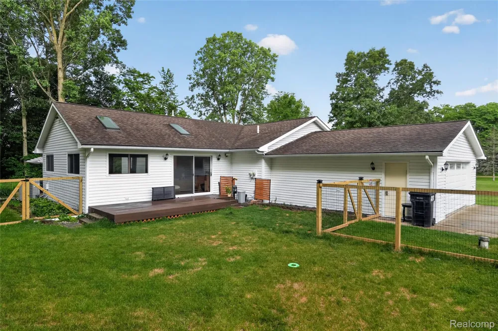 8655 Joey Drive Putnam Township, MI 48169