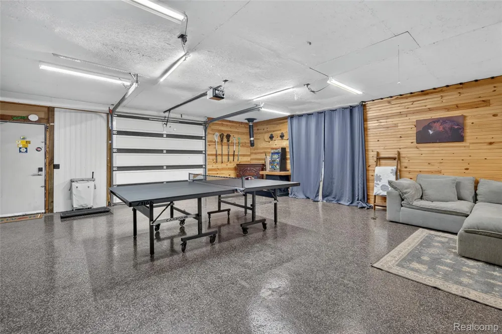 8655 Joey Drive Putnam Township, MI 48169