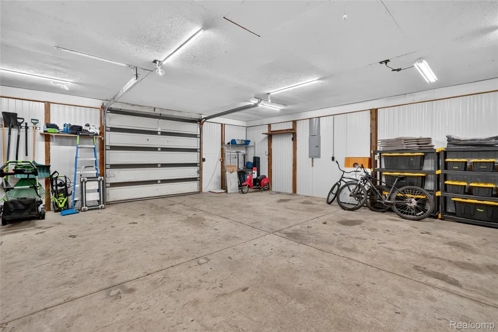 8655 Joey Drive Putnam Township, MI 48169
