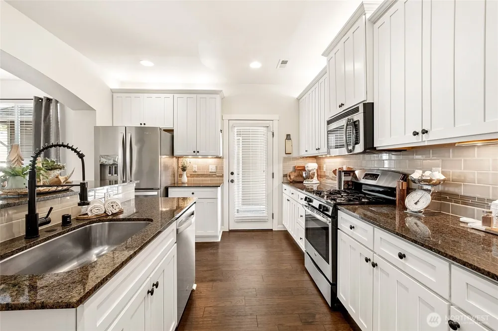 1670 Eagles Nest Place SE North Bend, WA 98045