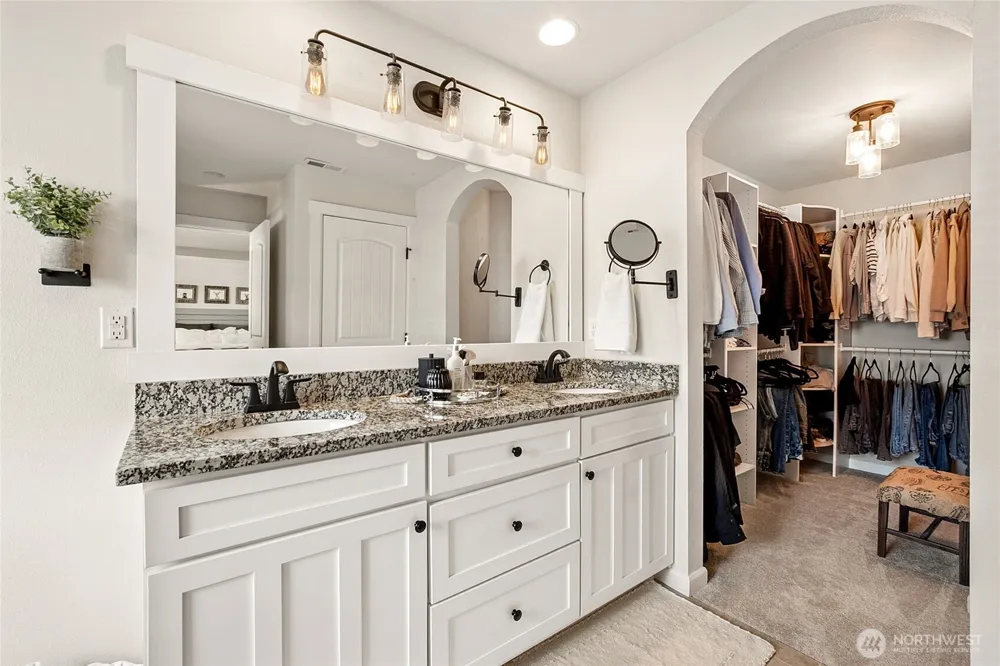 1670 Eagles Nest Place SE North Bend, WA 98045