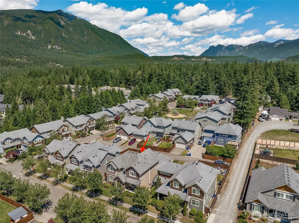 1670 Eagles Nest Place SE North Bend, WA 98045