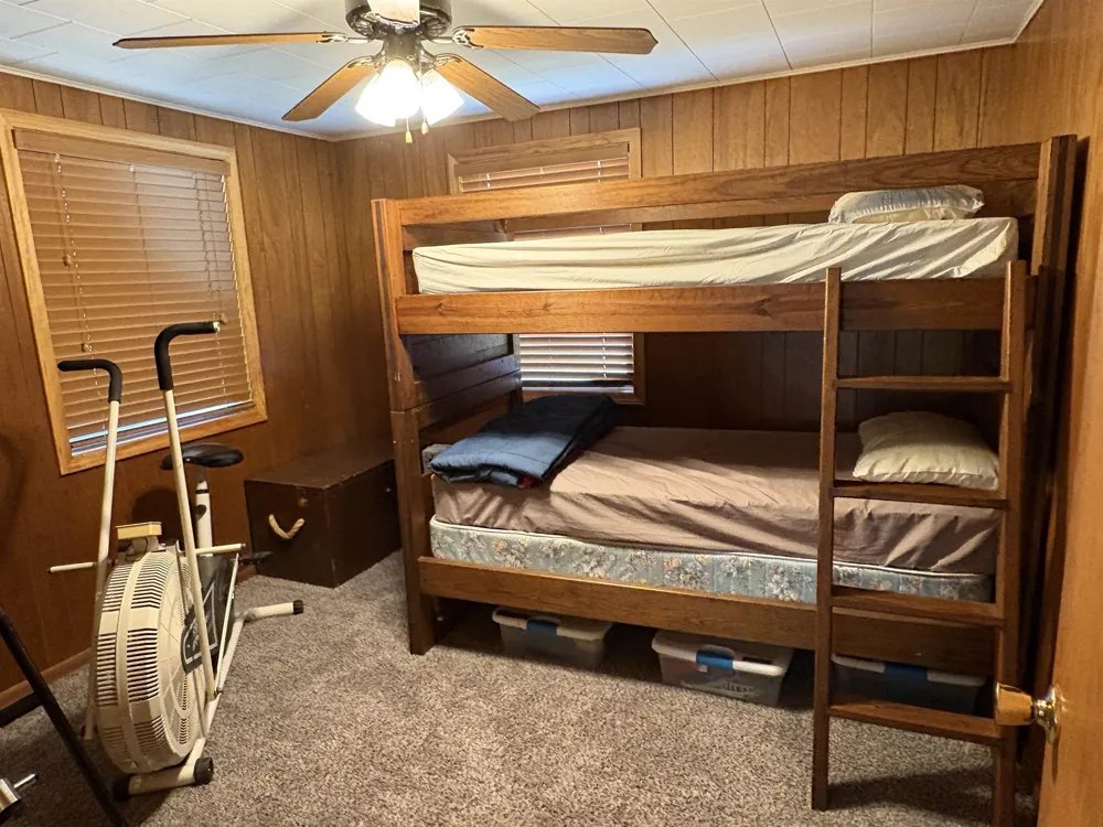8655 SE Campbell Road Garfield Township, MI 49633