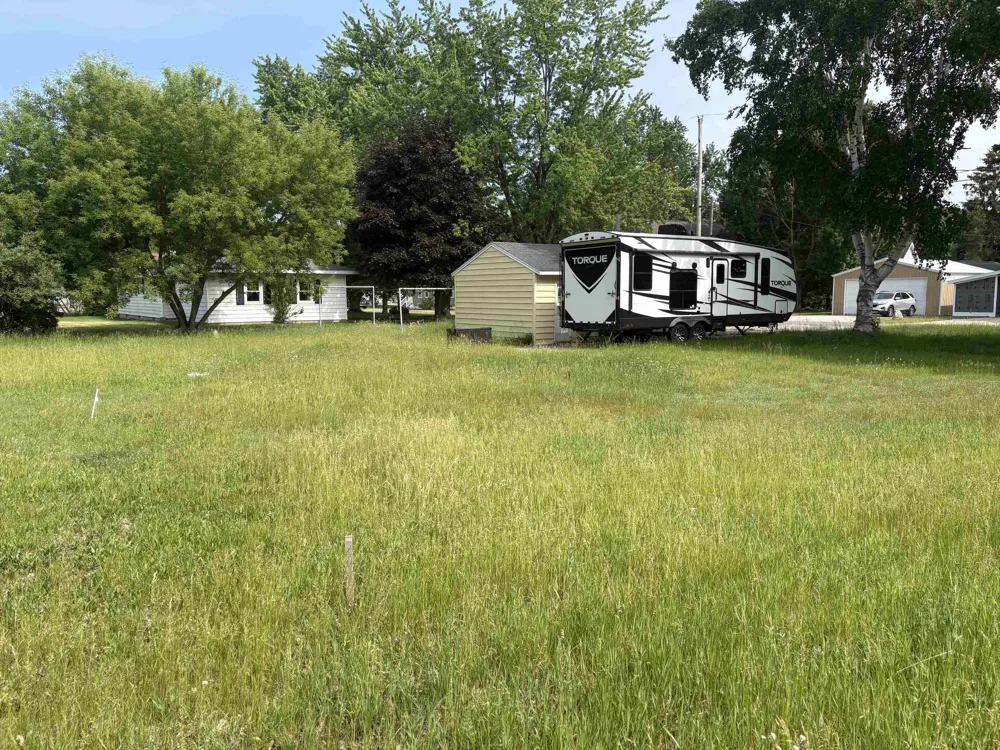 2507 Nelson Street Filer Charter Township, MI 49675