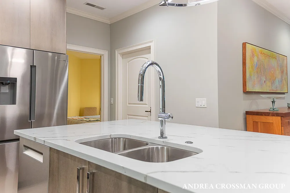 141 Central Avenue #120 Holland City, MI 49423