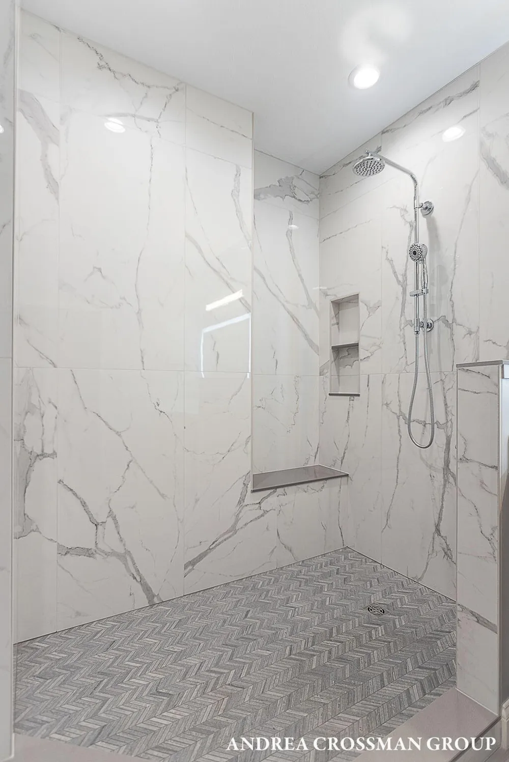 141 Central Avenue #120 Holland City, MI 49423
