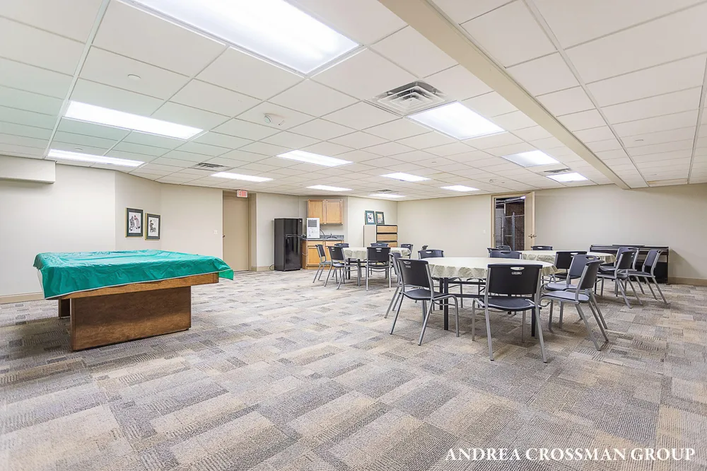 141 Central Avenue #120 Holland City, MI 49423