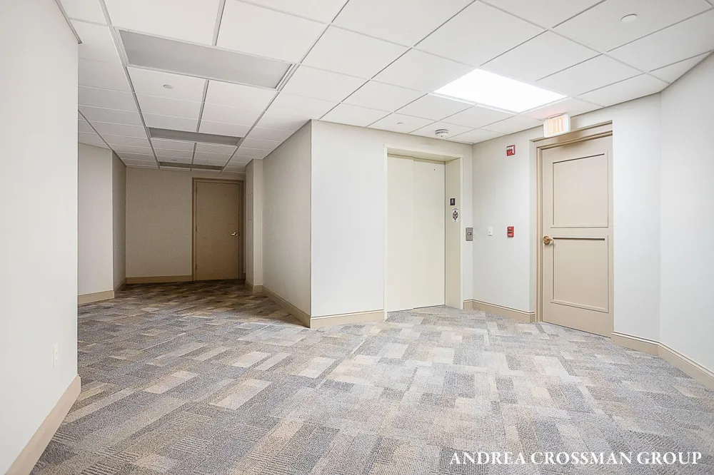141 Central Avenue #120 Holland City, MI 49423