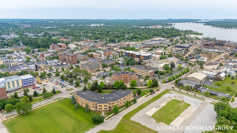 141 Central Avenue #120 Holland City, MI 49423