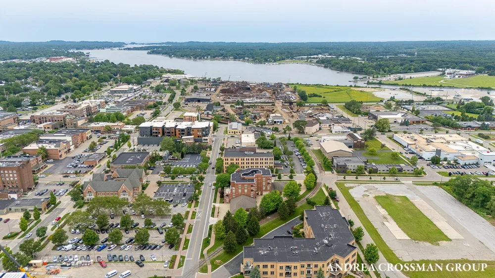 141 Central Avenue #120 Holland City, MI 49423