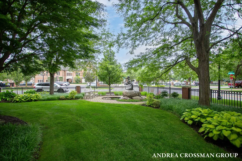 141 Central Avenue #120 Holland City, MI 49423