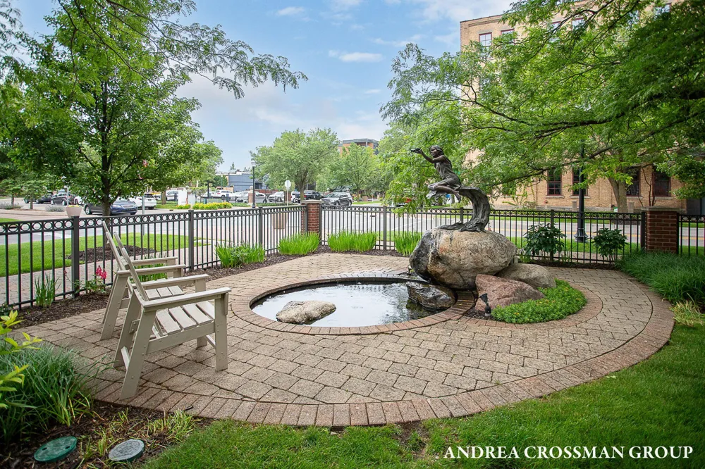 141 Central Avenue #120 Holland City, MI 49423