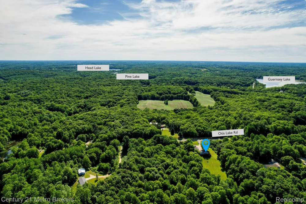 6100 Otis Lake Road Hope Township, MI 49046