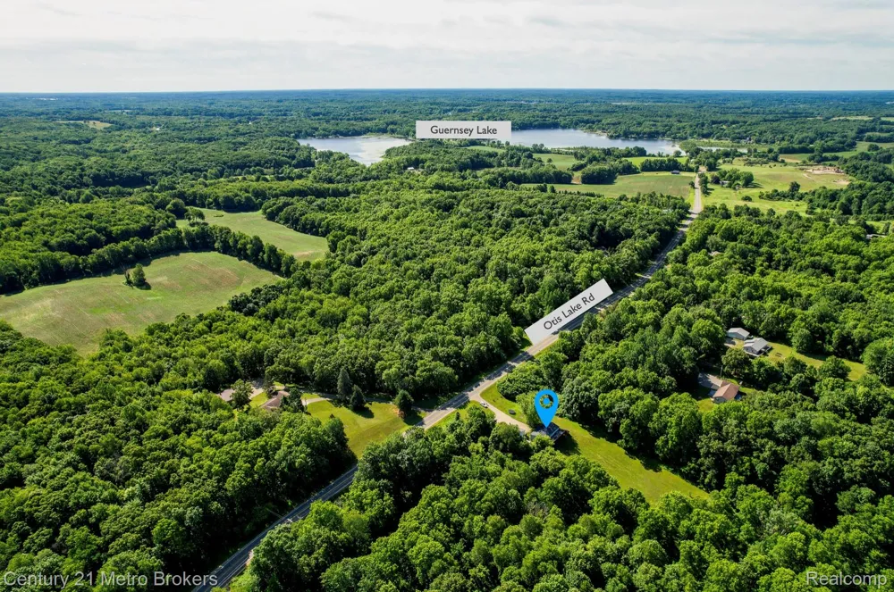 6100 Otis Lake Road Hope Township, MI 49046