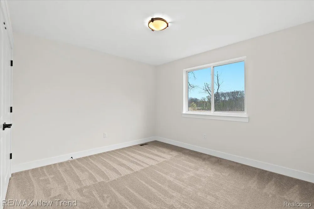 7829 Trailside Court West Bloomfield Charter Township, MI 48323