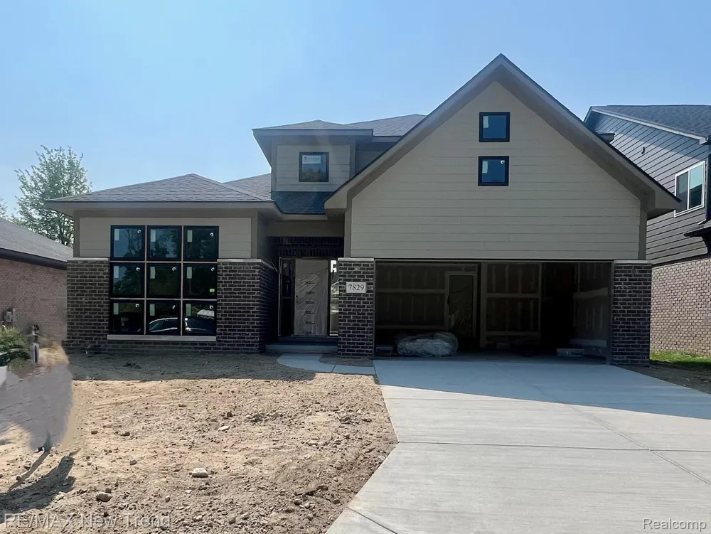 7829 Trailside Court West Bloomfield Charter Township, MI 48323