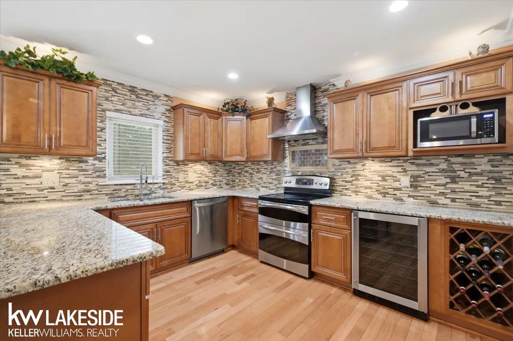 7277 Wellington Place Washington Township, MI 48094