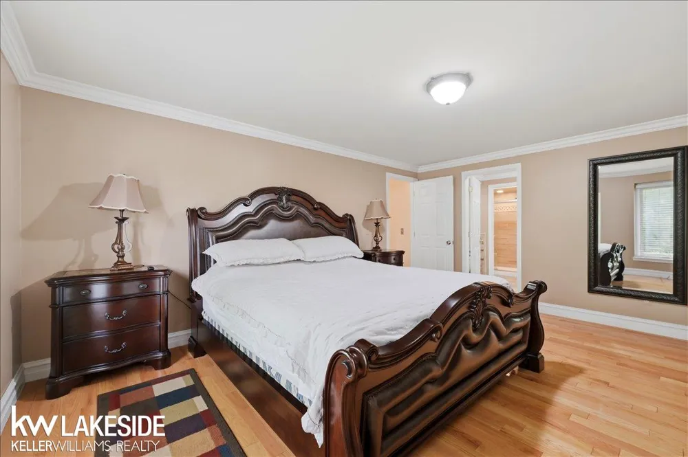 7277 Wellington Place Washington Township, MI 48094