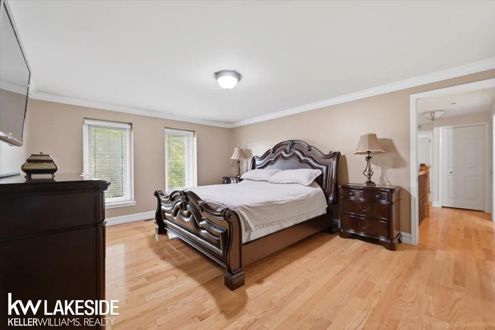 7277 Wellington Place Washington Township, MI 48094
