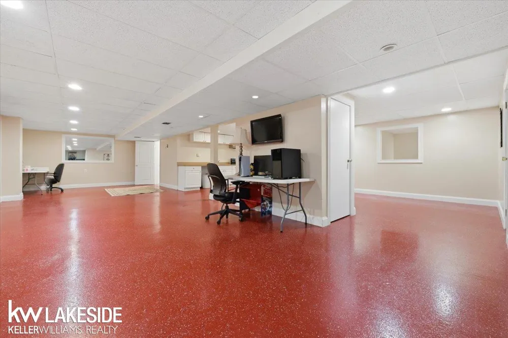 7277 Wellington Place Washington Township, MI 48094