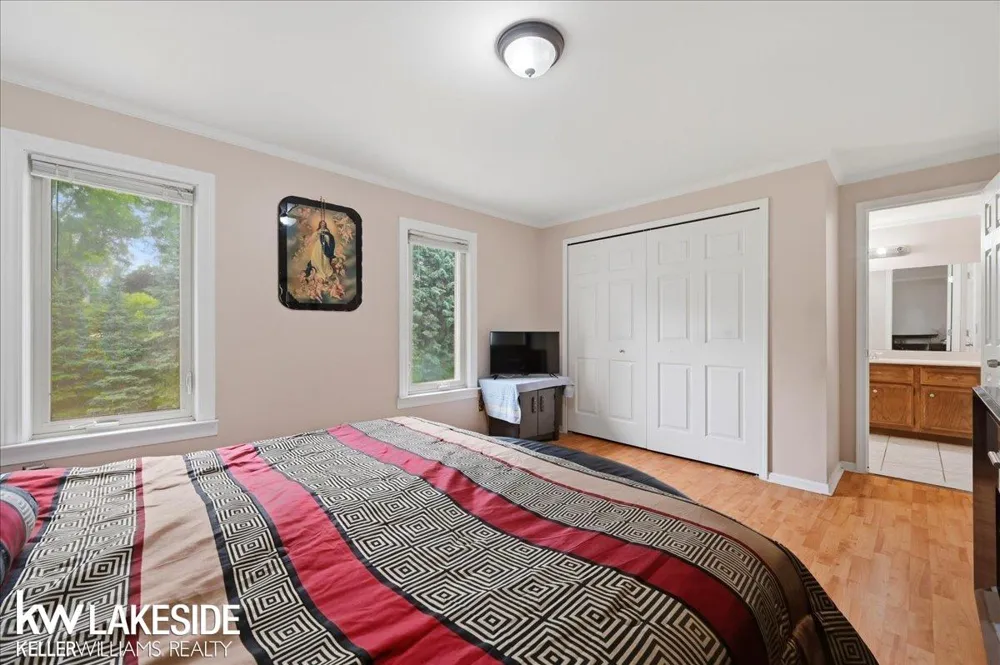7277 Wellington Place Washington Township, MI 48094