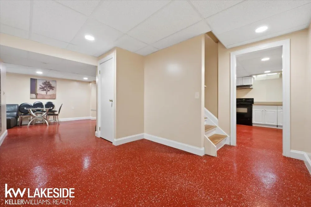 7277 Wellington Place Washington Township, MI 48094
